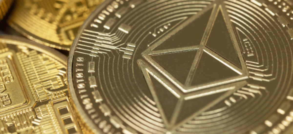 Señales de altseason: Liquidez global y precio de ETH